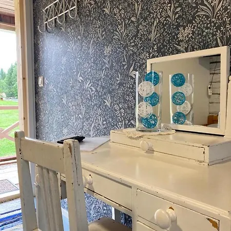 Farm stay Valkeisen Loma Ahtari