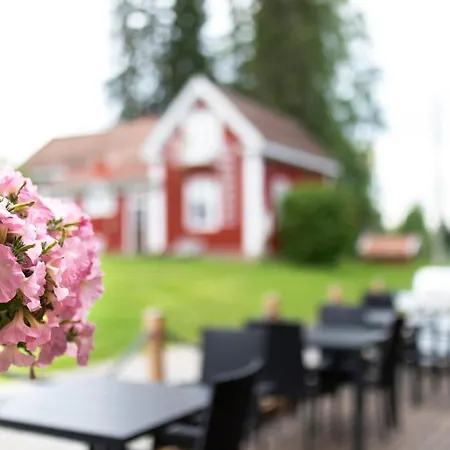 Maatilamajoitukset Valkeisen Loma