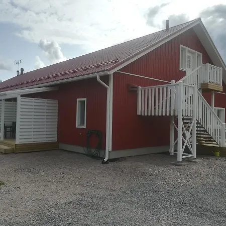 Valkeisen Loma Farm stay *